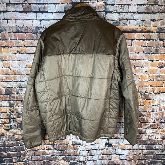Columbia Puffer Jacket - Picture 2 of 6